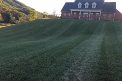lawn maintenance Roanoke
